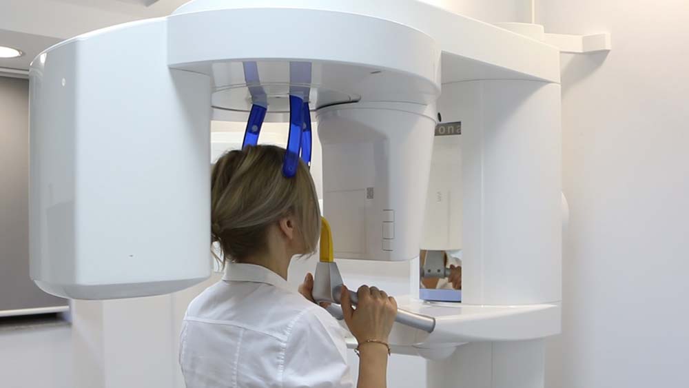Tomograf dentar 3D Implantodent